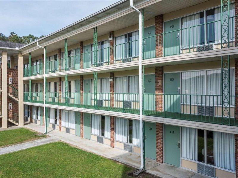 Days Inn By Wyndham Jellico - Tennessee State Line Екстериор снимка