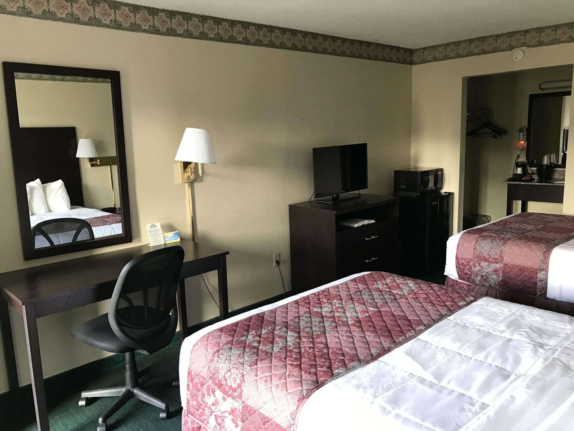 Days Inn By Wyndham Jellico - Tennessee State Line Екстериор снимка