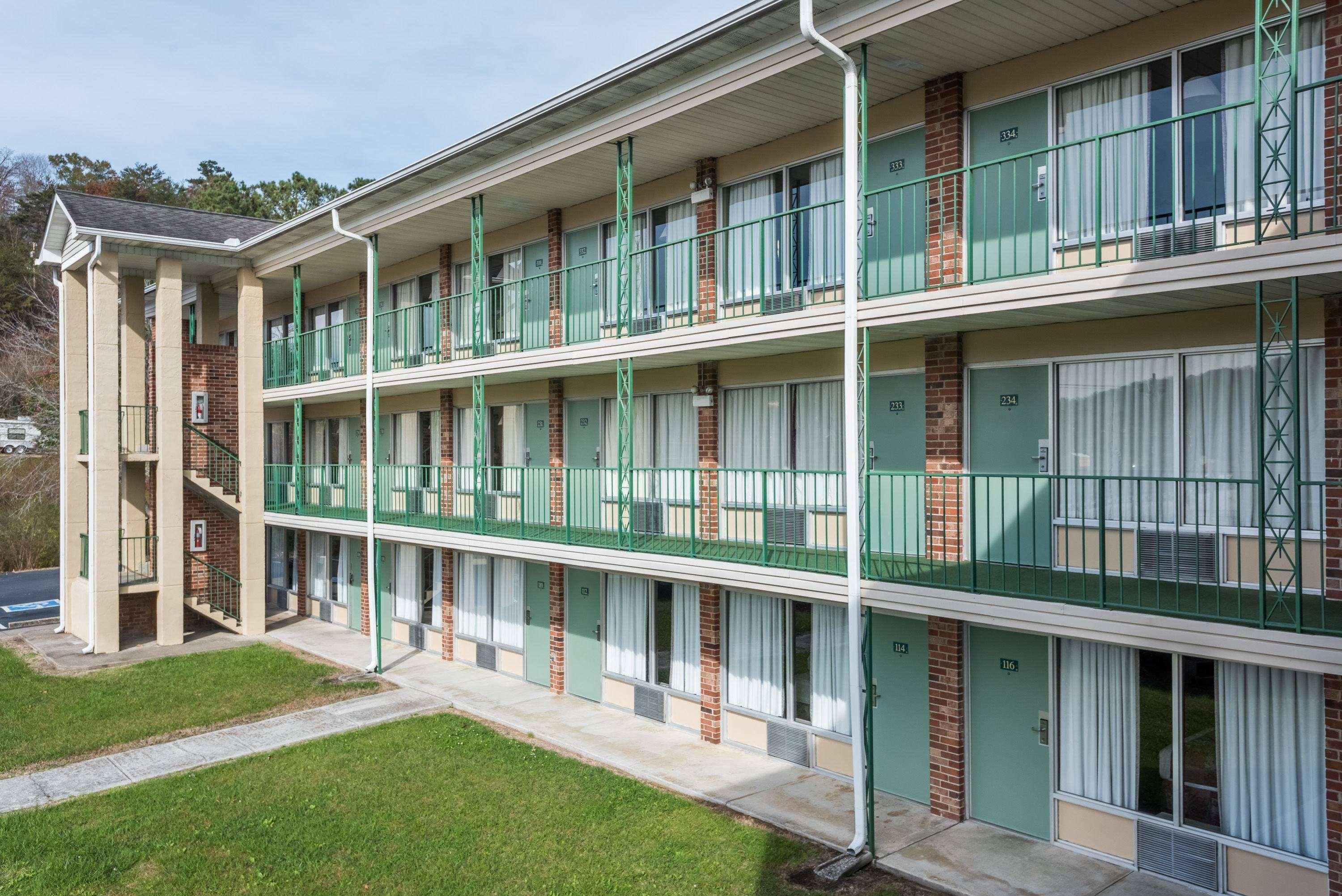 Days Inn By Wyndham Jellico - Tennessee State Line Екстериор снимка