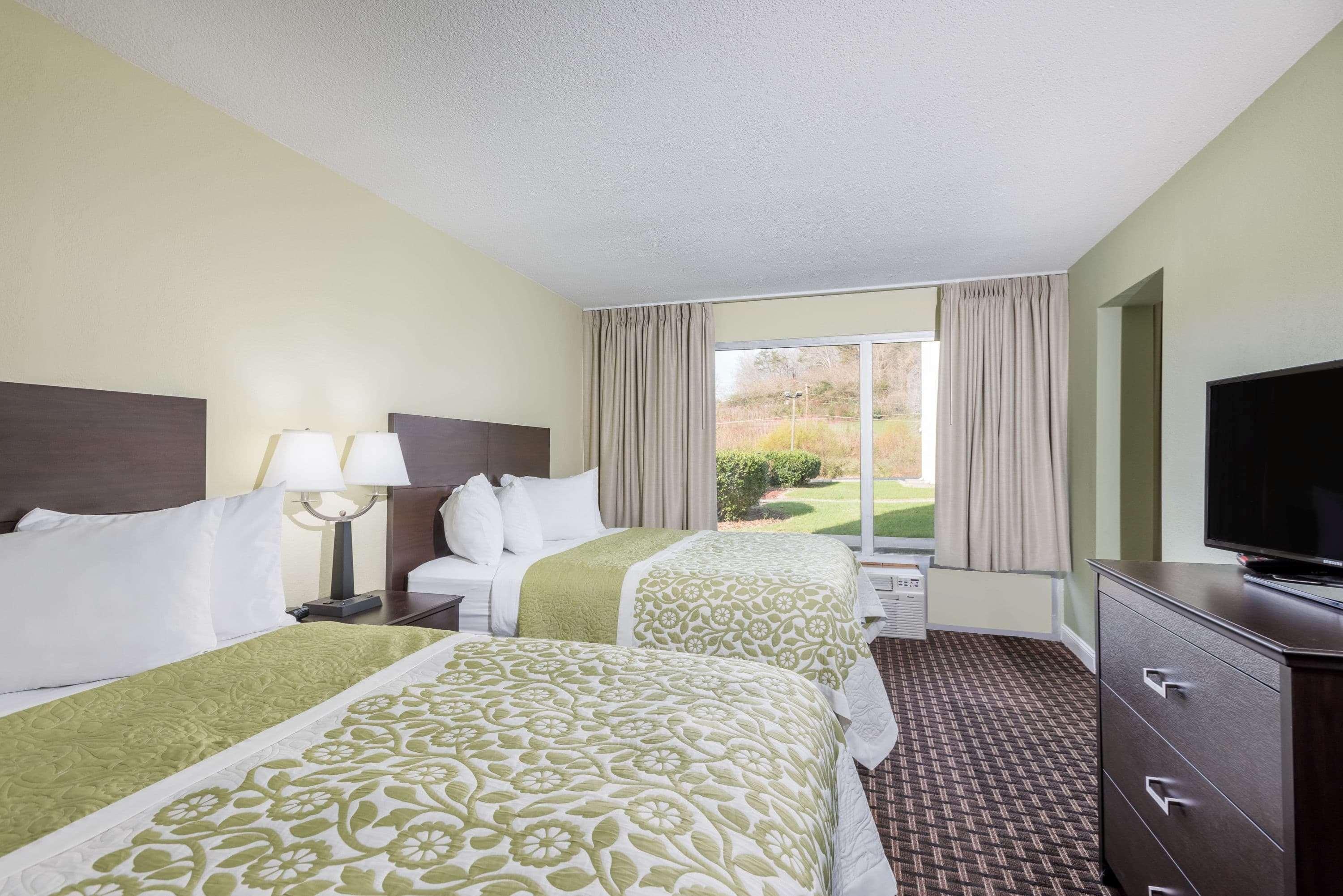 Days Inn By Wyndham Jellico - Tennessee State Line Екстериор снимка