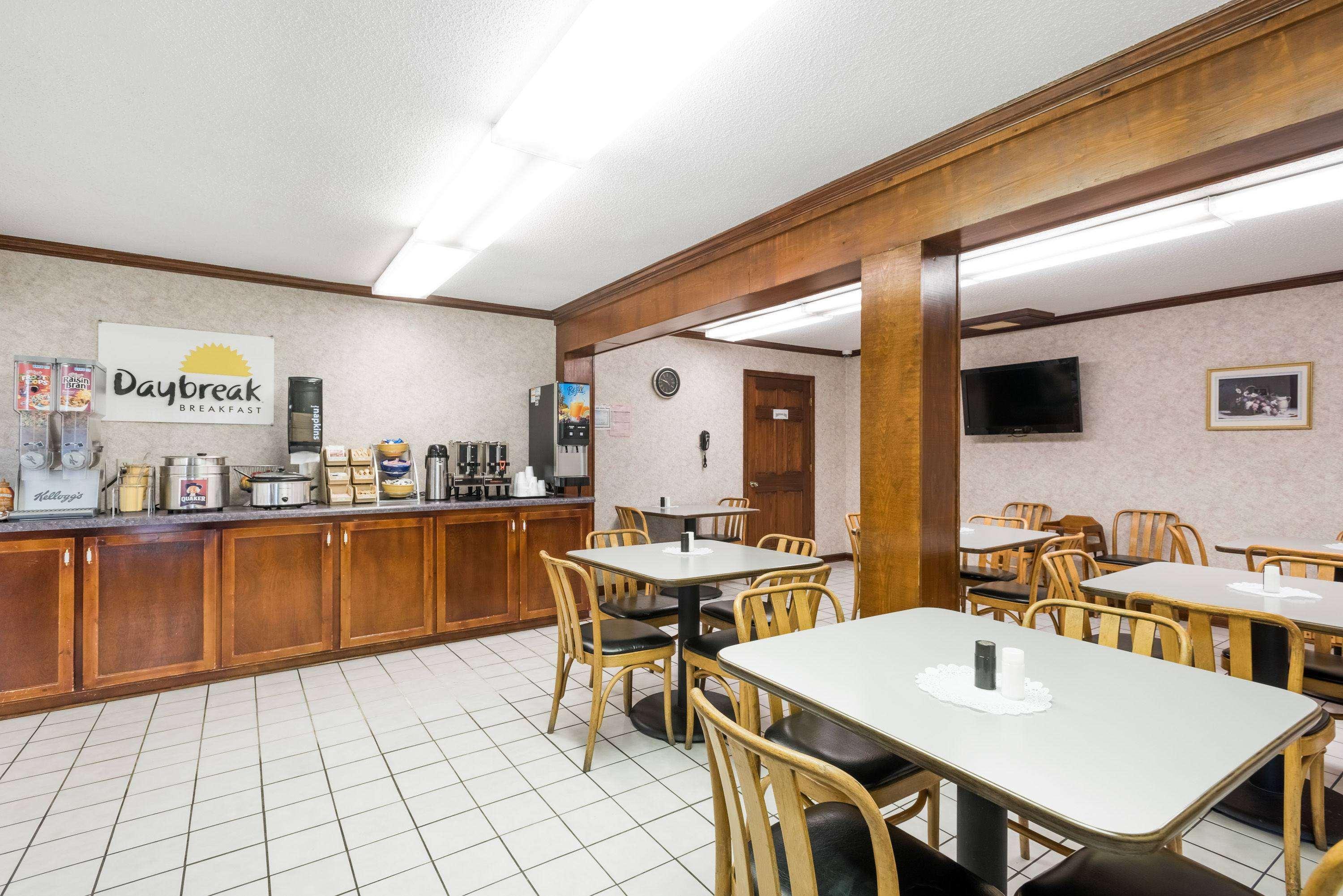 Days Inn By Wyndham Jellico - Tennessee State Line Екстериор снимка